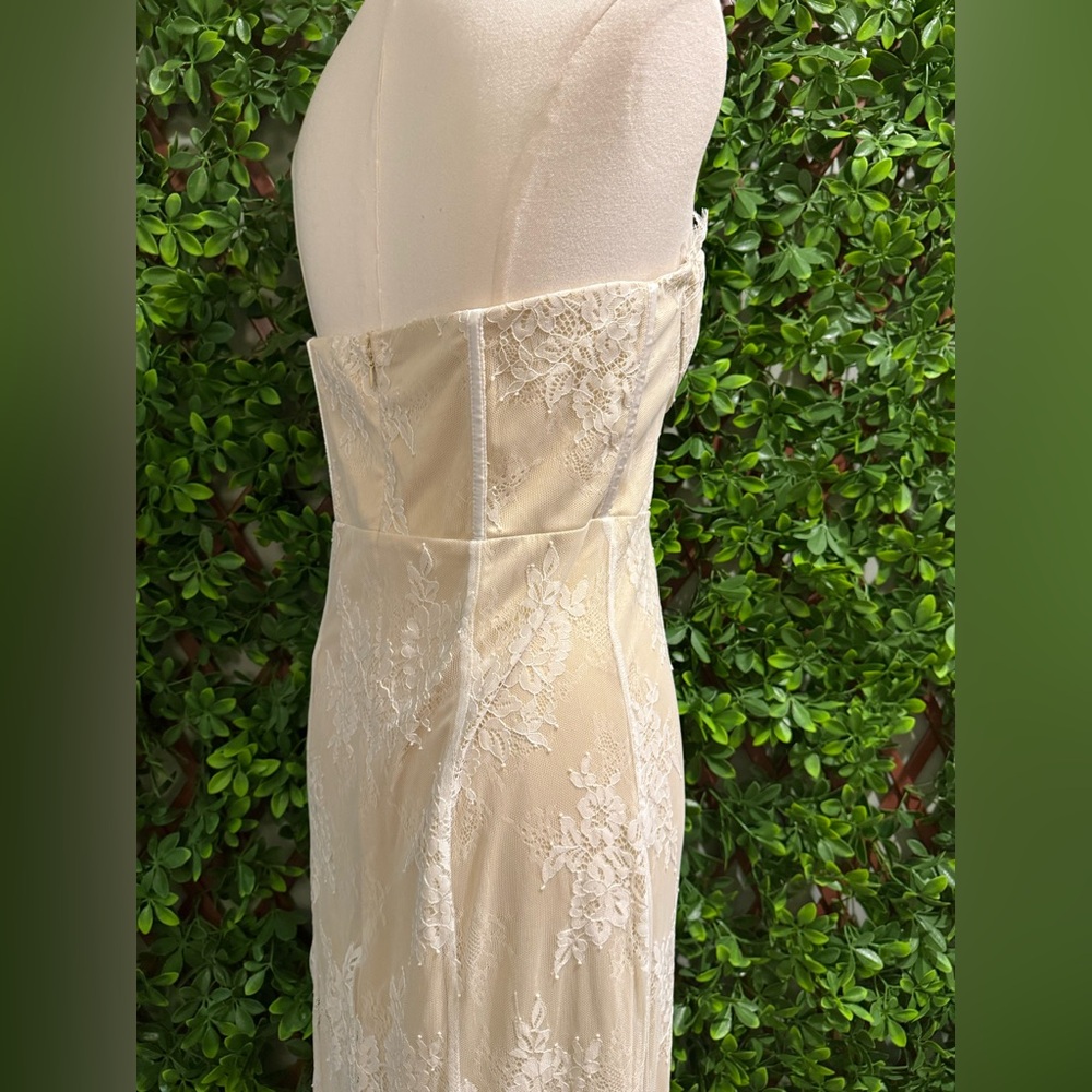 NWT- Moment of Elegance White Lace Strapless Mermaid Dress - Picture 14 of 16